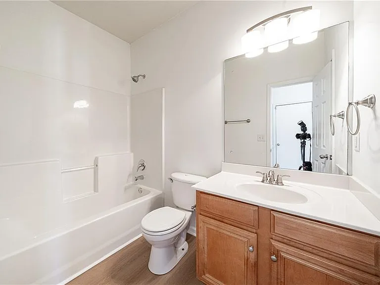 715 Moonlight Way — Photo 9