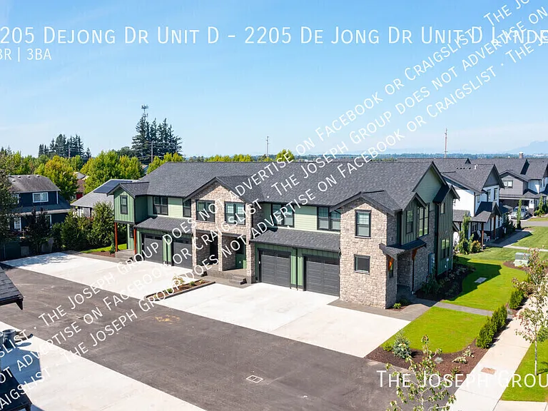 2205 Dejong Dr #D — Photo 32