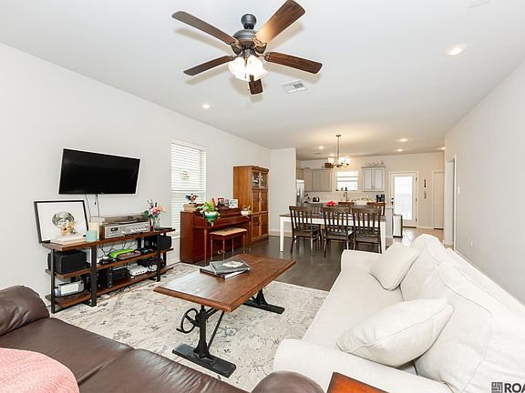 5th image of 1025 Shadow Bluff Dr