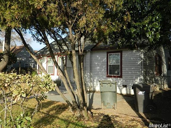 4th image of 1417 W Elmwood Ave