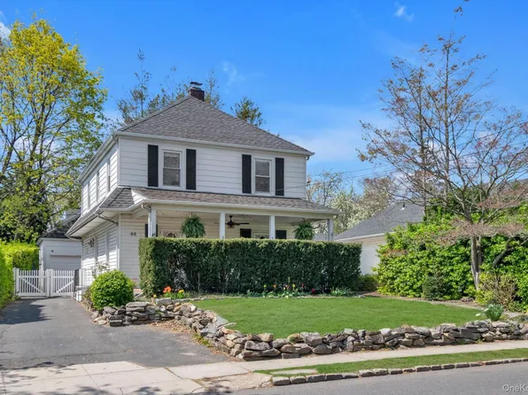 44 Mackey Avenue, Port Washington, NY 11050