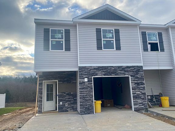 2nd image of 1097 Saylors Pl