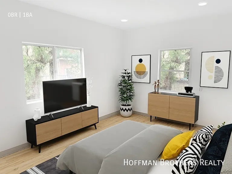 1001 Hyperion Ave #105 — Photo 2