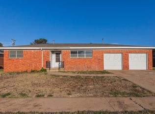 2125 Dogwood Ln, Pampa, TX 79065