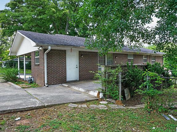 2nd image of 700 Twin Ridge Dr
