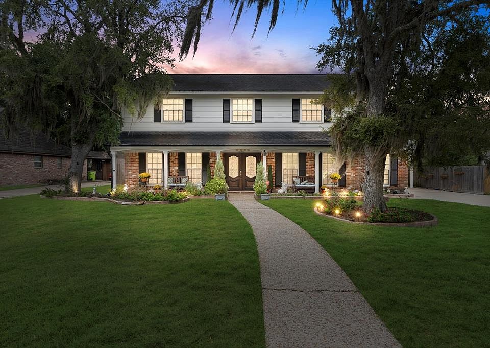 1st image of 3810 Pecan Valley Dr