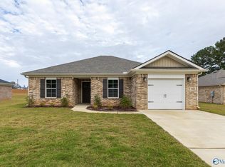 105 Gulf Hills Ave, Toney, AL 35773