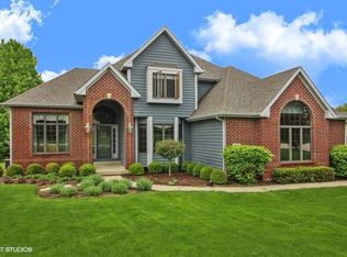 851 Dakota Dr, Woodstock, IL 60098