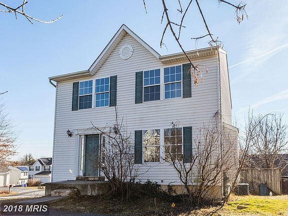 2nd image of 701 Lenstrom Friend Ct