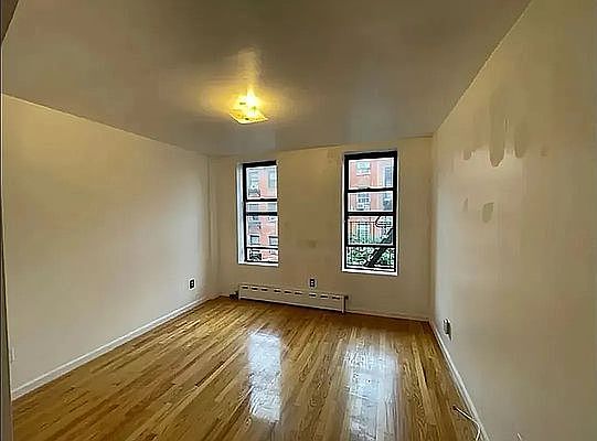 2nd image of 147 Orchard St APT 6