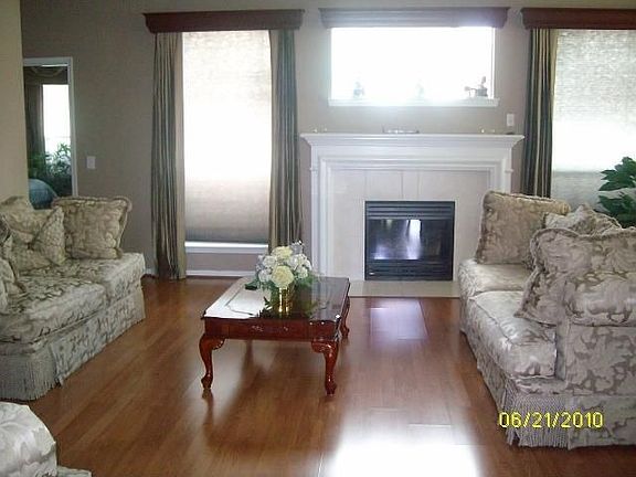 4th image of 7027 Wild Violet Dr