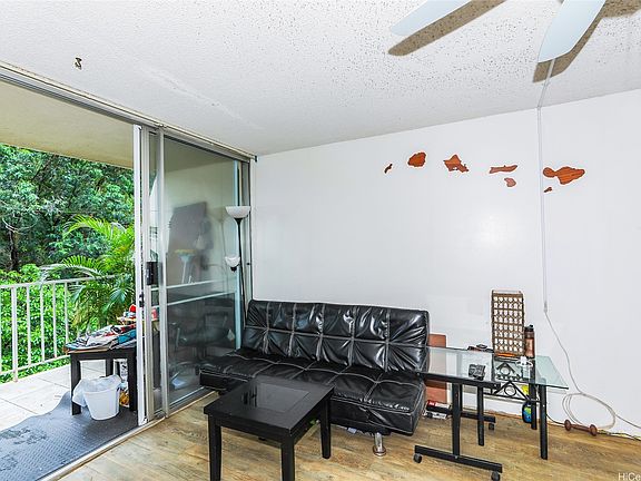 5th image of 95-2039 Waikalani Pl APT C304