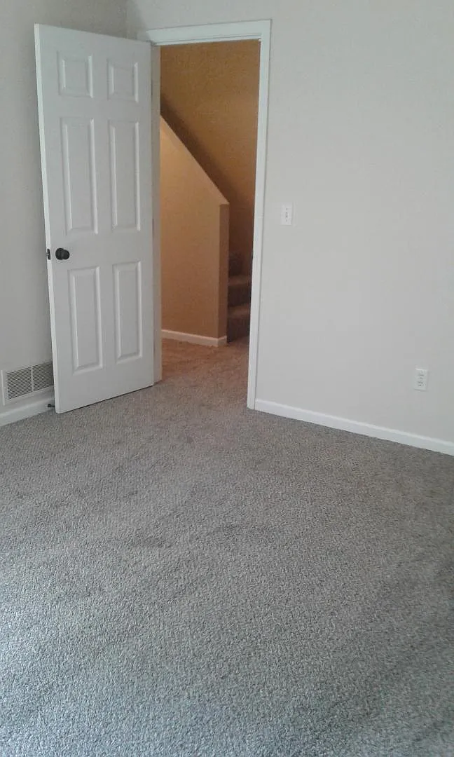 2 bed, 1250 sqft, $1,400 — Photo 4