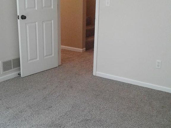 4th image of 7308 N Lane Ave