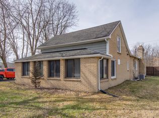 25360 Sumpter Rd, Belleville, MI 48111