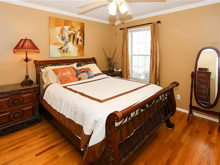 402 Olde Mill Ln — Photo 28