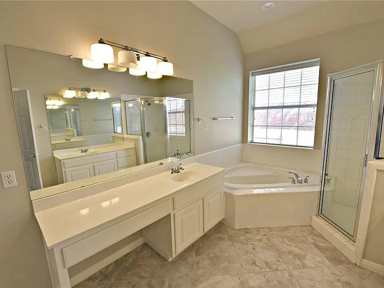 9601 Aire Libre Dr — Photo 12