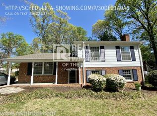 302 Barberry Dr, Greensboro, NC 27406