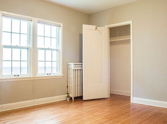 5th image of 5001 Russell Ave S #1