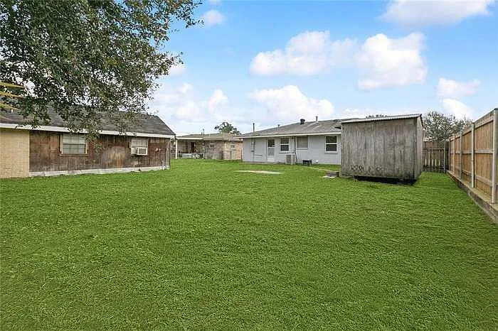2524 Mississippi Ave — Photo 14