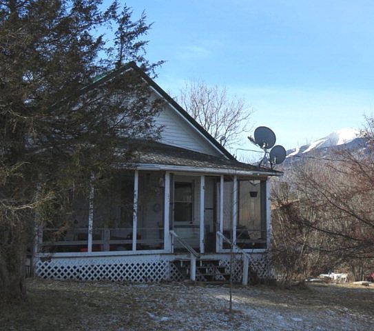 1st image of 10 Park Ln