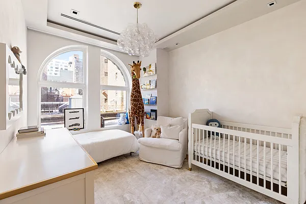 Rented by Compass | media 26