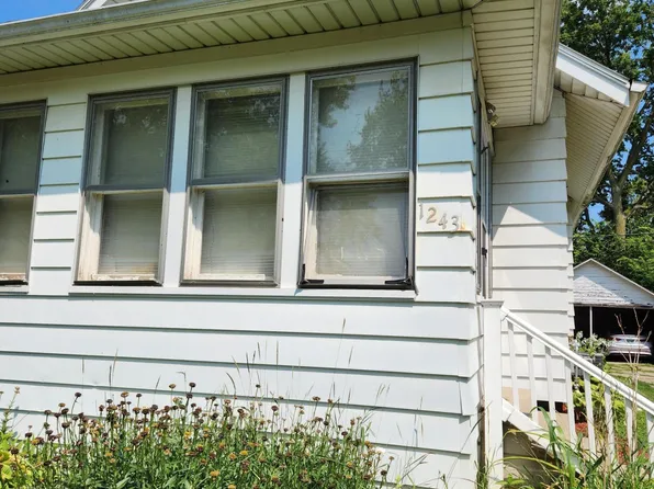 1243 Park View Ave, Lansing, MI 48910