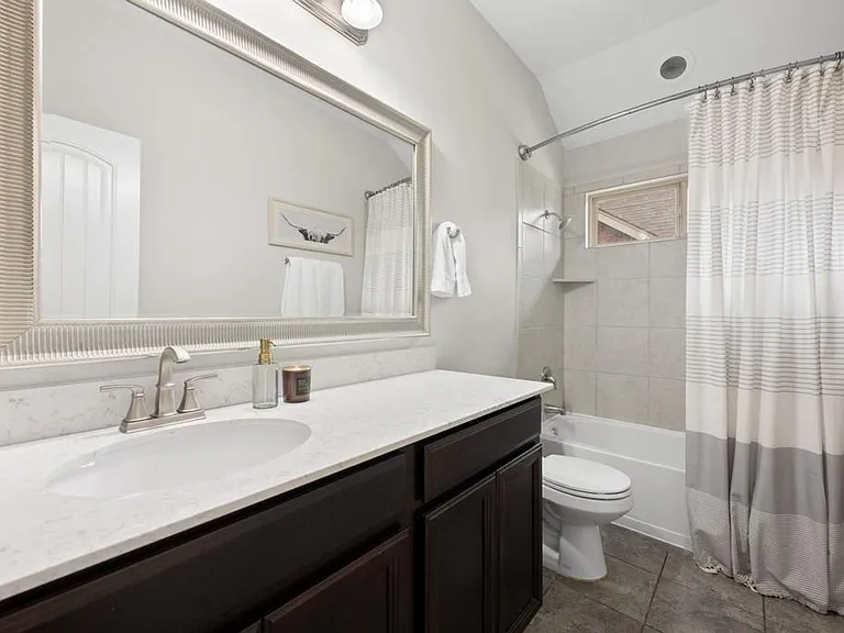 18404 Deleon Bayou Ln — Photo 12