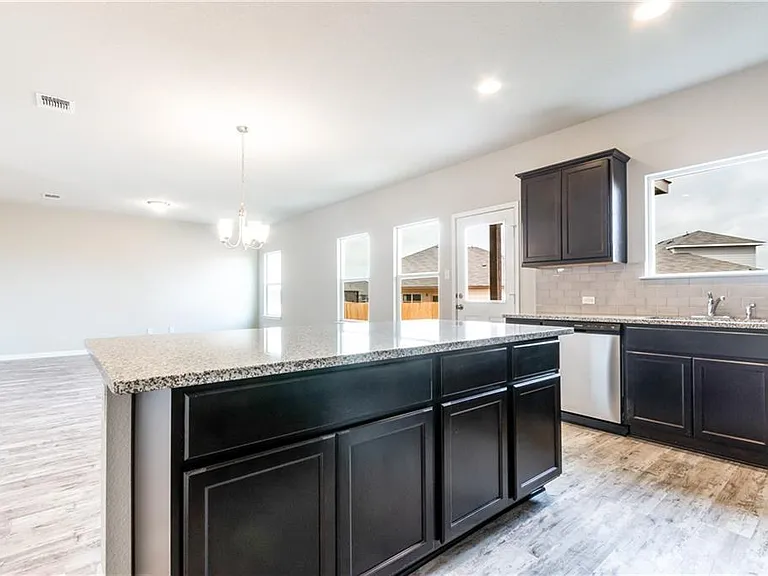 2718 Bridekirk Dr — Photo 18