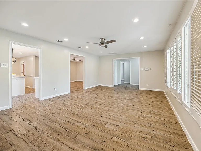 5118 Indigo St — Photo 5
