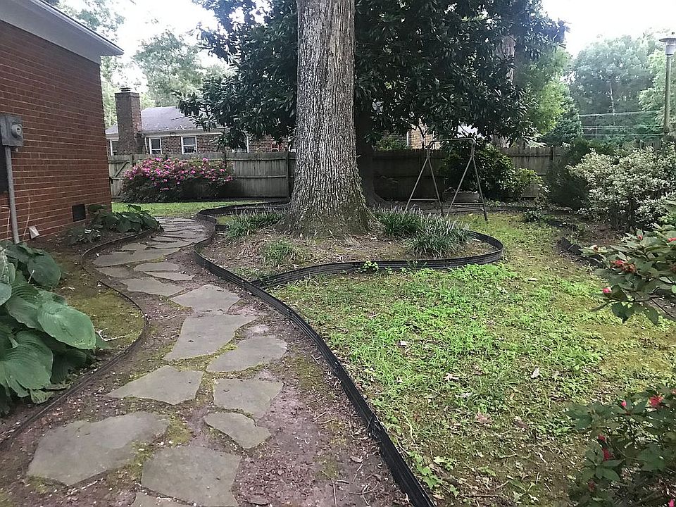 2nd image of 722 Lexington Cir