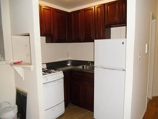 Rented by Rent Manhattan | media 6