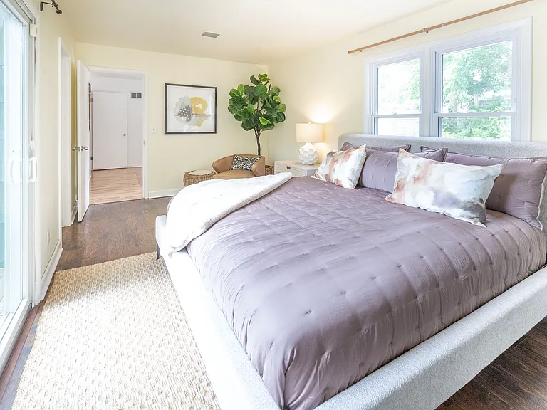8721 Goodman St — Photo 17