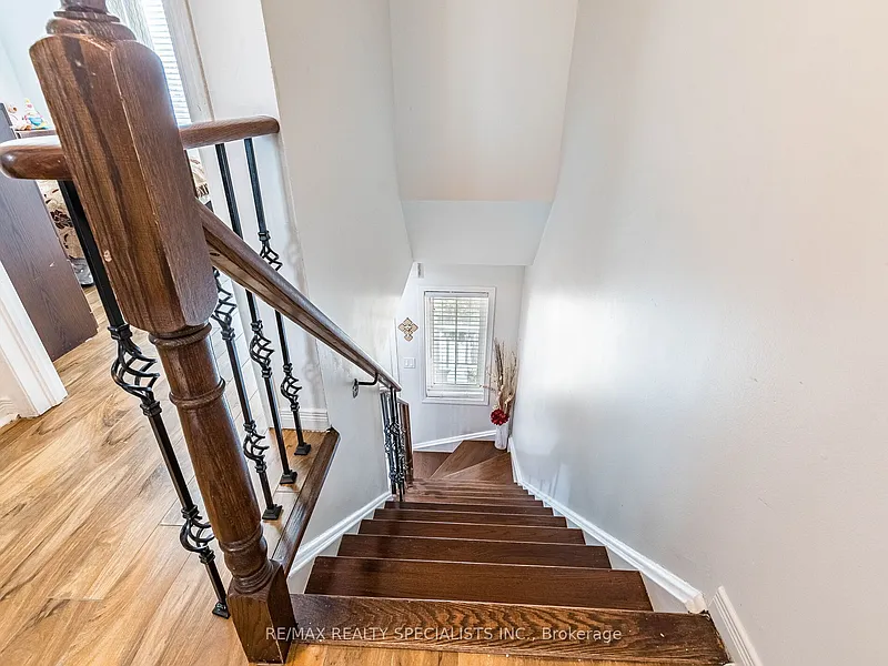 Thumbnail 17