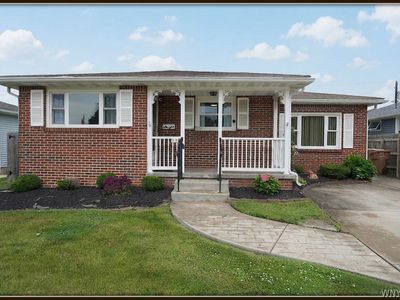 58 Hillwood Dr, Cheektowaga, NY, 14227
