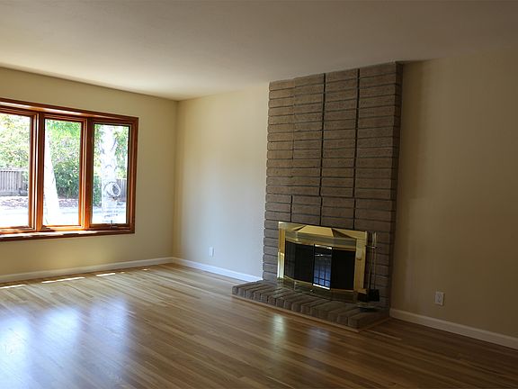 5th image of 464 Palmetto Dr
