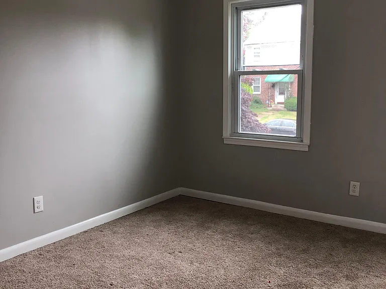 2nd bedroom upstairs