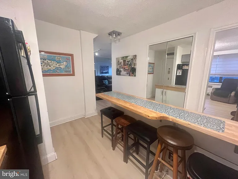 101 S Raleigh Ave — Photo 6