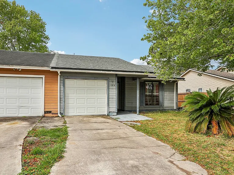1328 Bay Hill Blvd #B — Photo 2