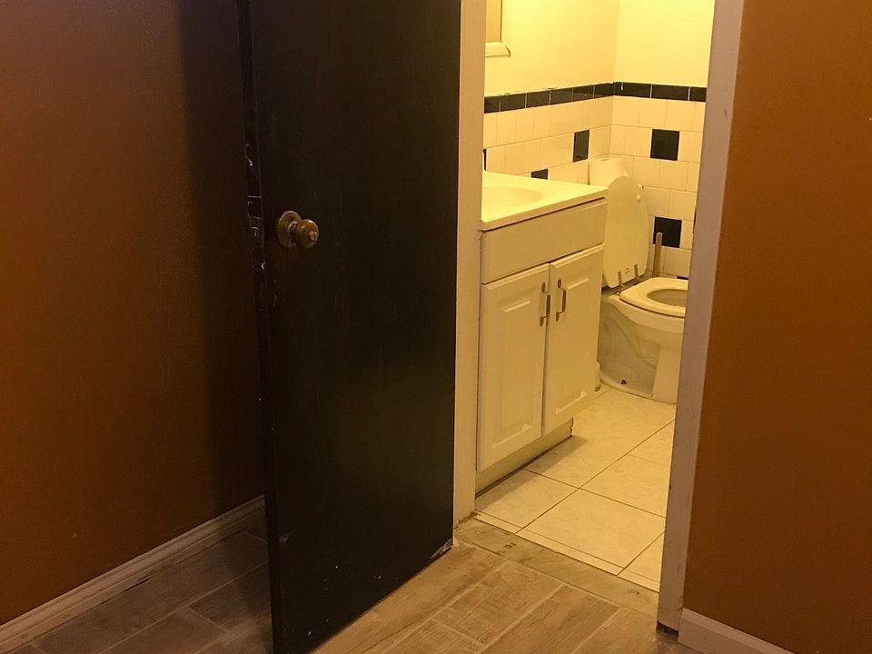 2nd image of 22329 113th Dr