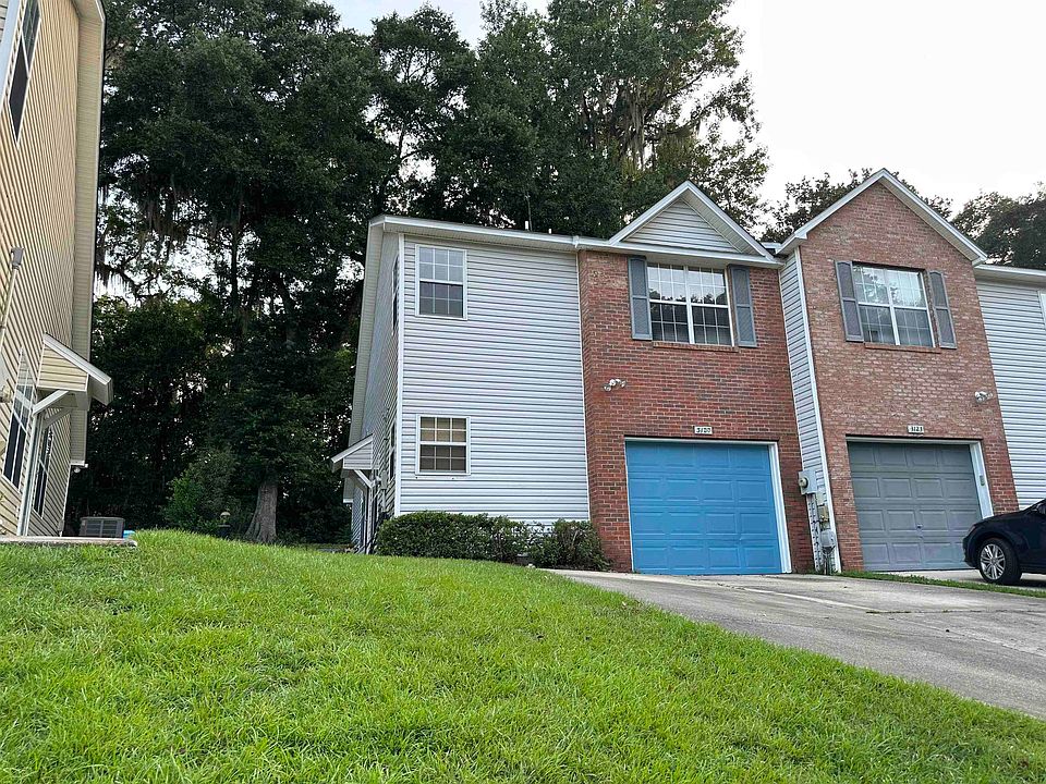1st image of 3127 Camelliawood Cir W