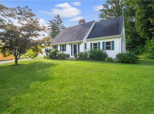 11 Pritchett Dr, Westbrook, CT 06498