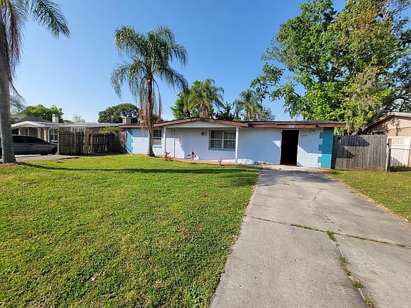 4th image of 6801 Carob Dr