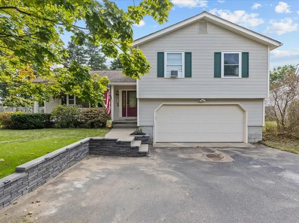 279 Mallard Drive, Colchester, VT 05446