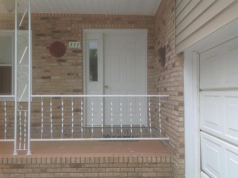 111 Eagle Ln — Photo 24
