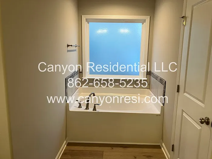 153 Beaver Brook Pl — Photo 15