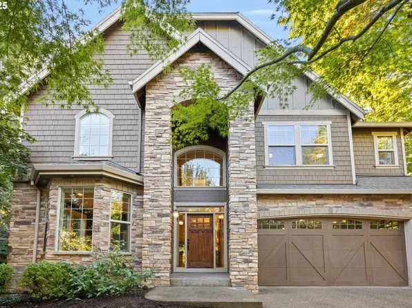 10949 SW 30th Pl, Portland, OR 97219