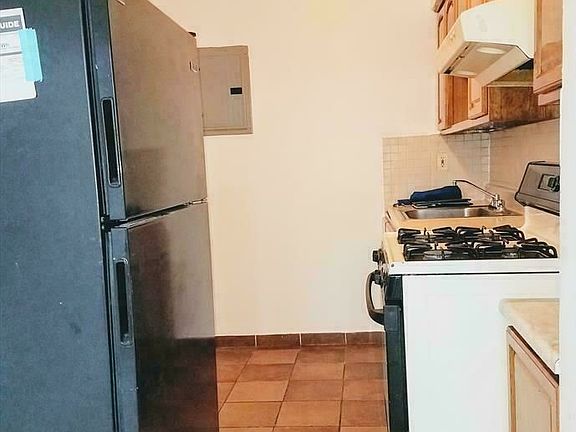 5th image of 39-12 63rd St #2