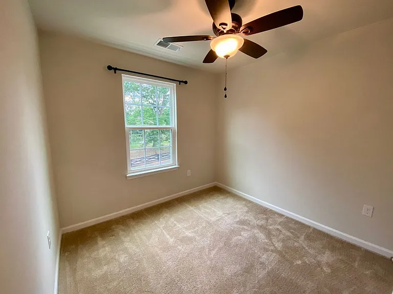 1119 Sunset Avenue Ext — Photo 14