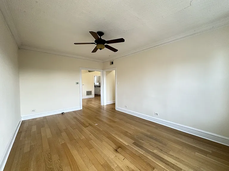 3533 W Fullerton Ave #4 — Photo 12